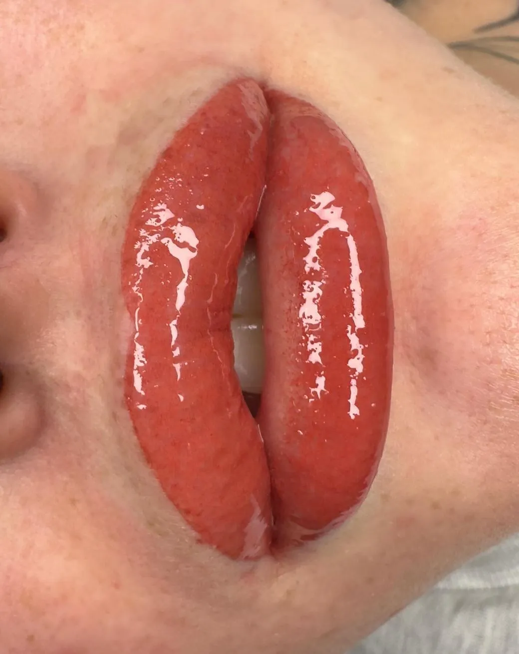 Lip Blushing